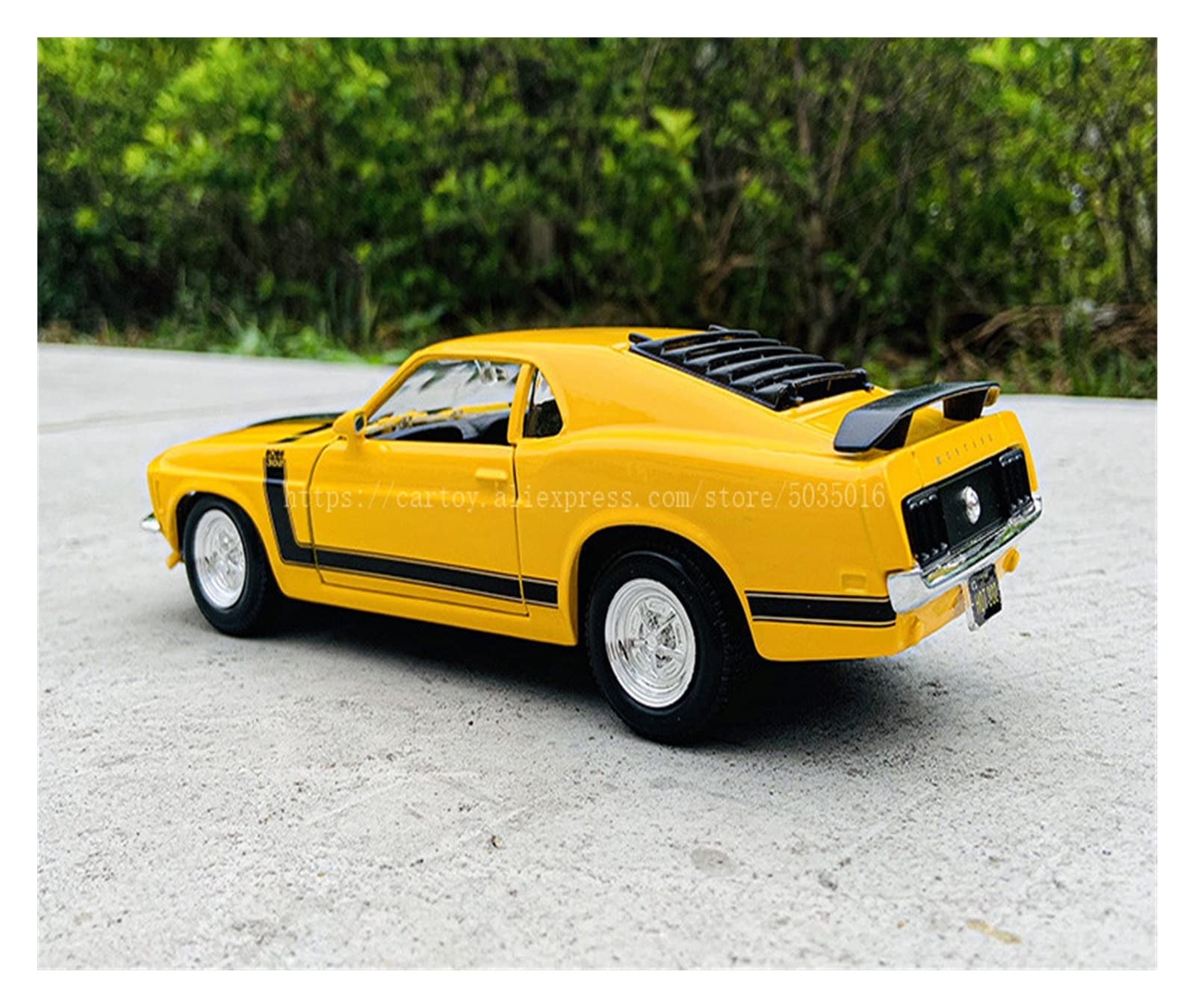 Amazon.co.jp: 1:24 1970 Ford Mustang BOSS 302 Series : Hobbies