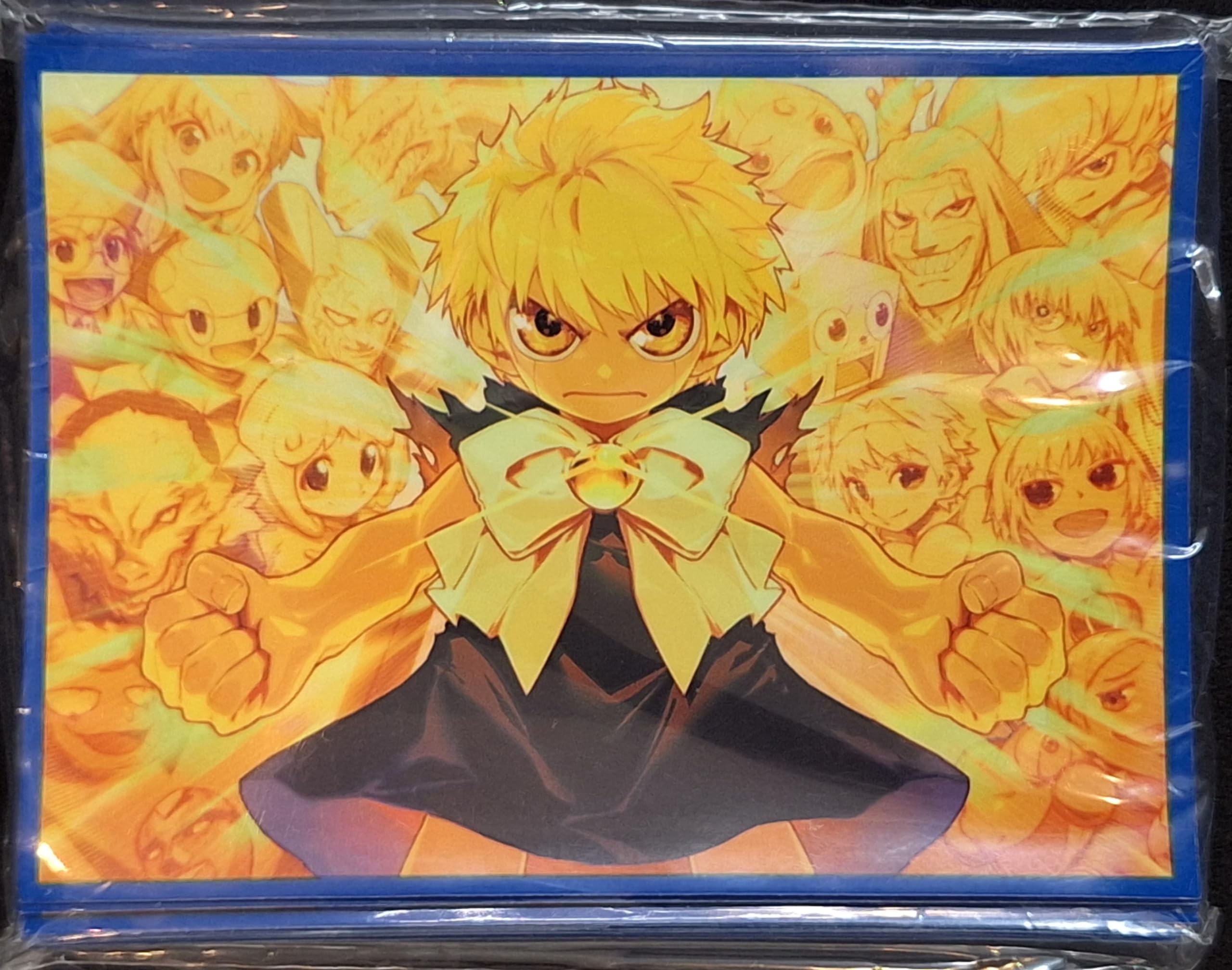 Amazon.co.jp: マスクの中 スタンダードサイズ カードスリーブ 『金色