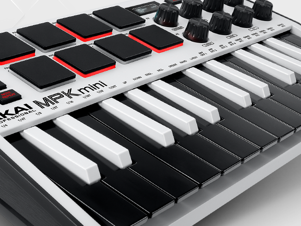 Amazon.co.jp: Akai Professional USB MIDI Keyboard Controller 25