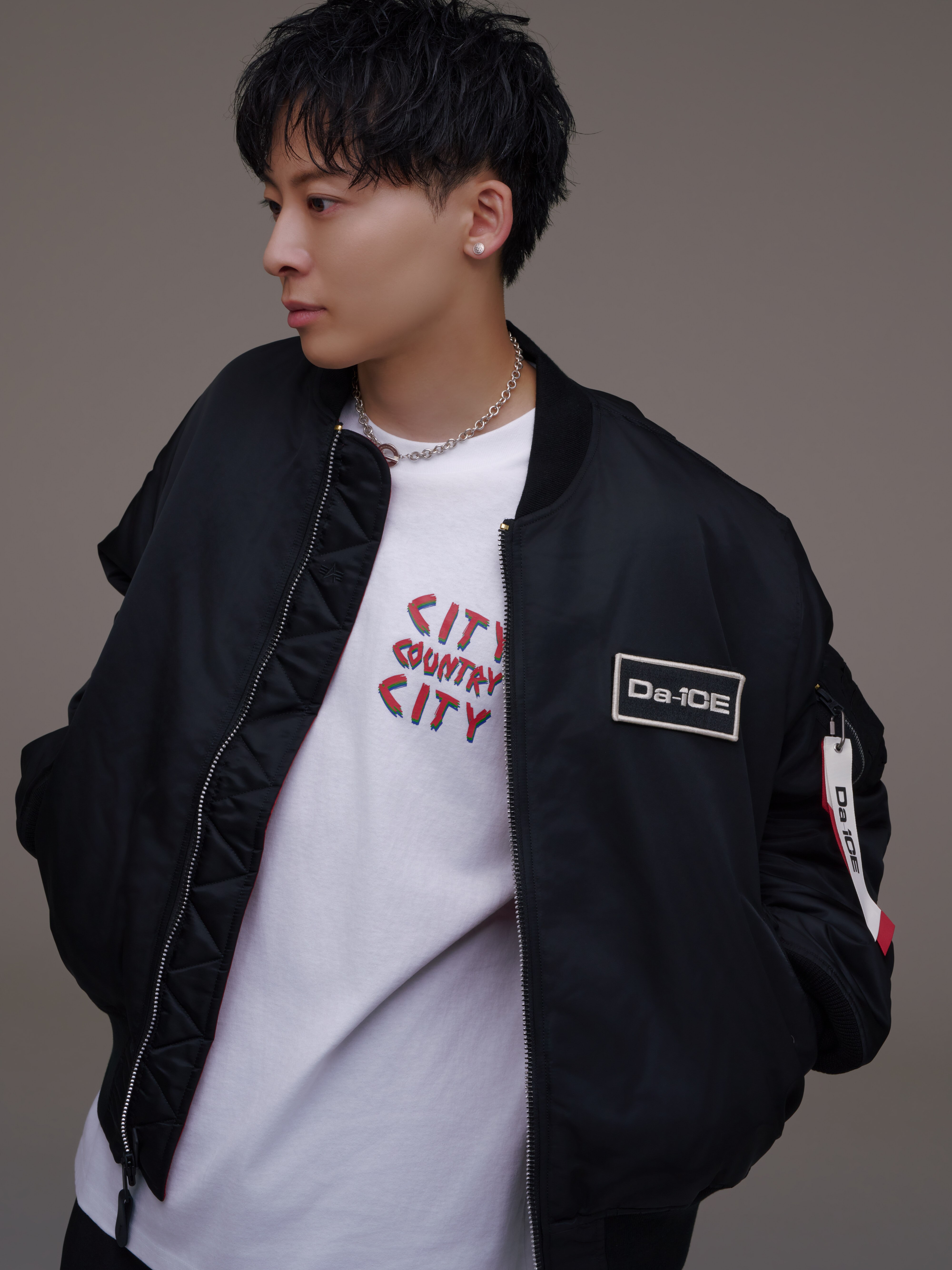 Da-iCE×ALPHA」コラボMA-1発売決定！ - NEWS | Da-iCE（ダイス