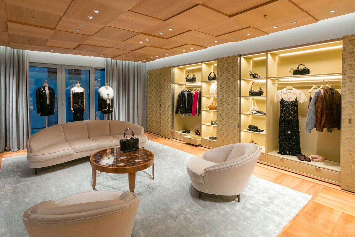 リニューアルしたロンドン旗艦店で「Miu Miu Upcycled」がお披露目に