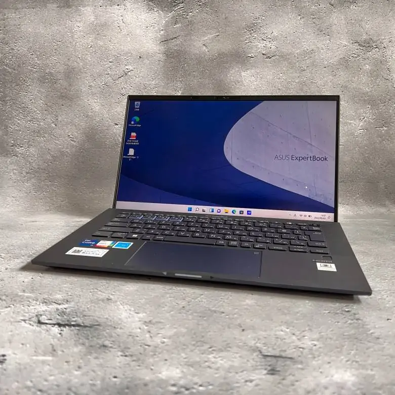 ASUS ExpertBook B9（第12世代Coreモデル）をレビュー！最軽量クラスの