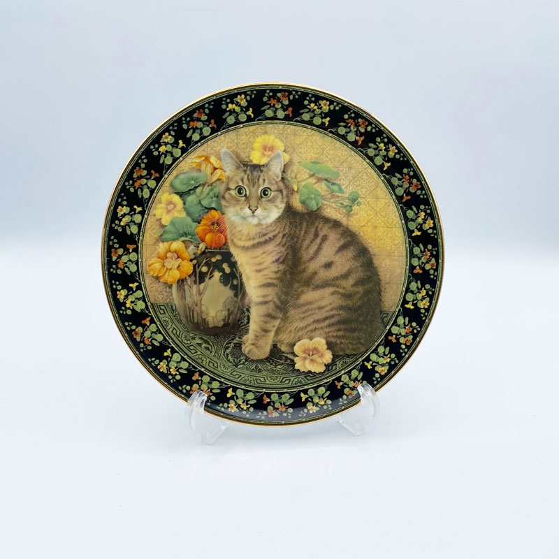 ロイヤルドルトン レズリー・アン・アイボリー猫の絵皿プレート CATS