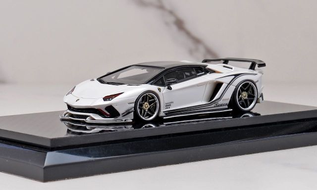 予約 YM model 1/64 ローエン アヴェンタードール Rowen Aventador S