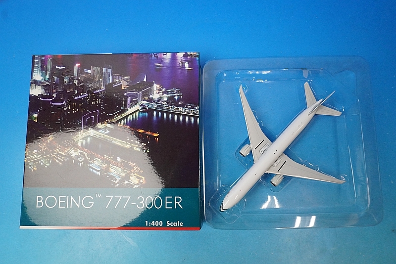 1/400 B777-300ER キャセイパシフィック B-KQX ［04083］ フェニックス