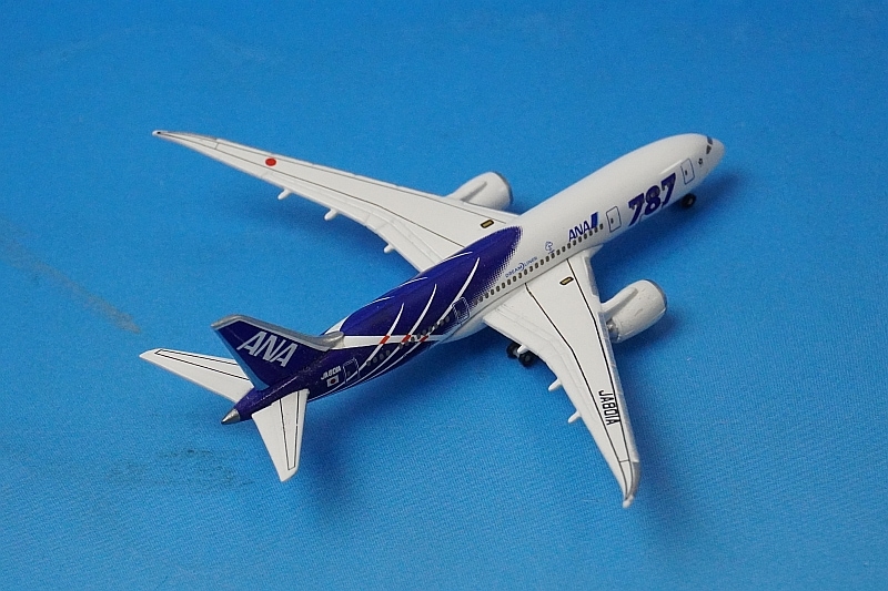 レア】ANA ボーイング 787-8 JA825A 1/200 飛行機 模型 レア】ANA