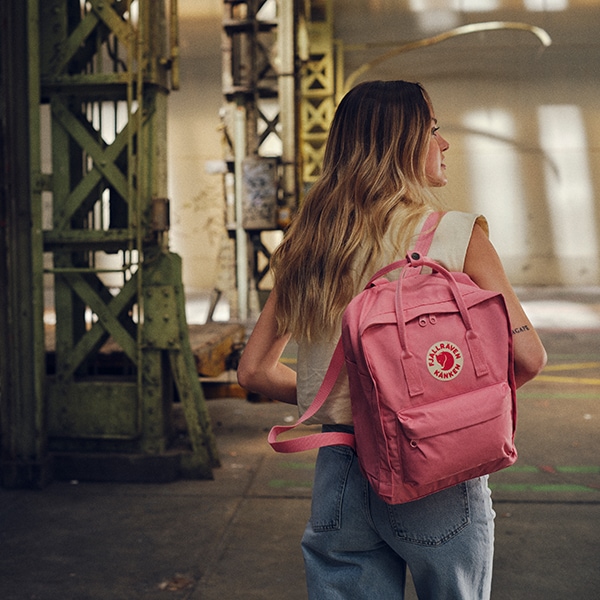 Kanken 16L (Graphite 031) | FJALLRAVEN,KANKEN,KANKEN 16L | 【公式
