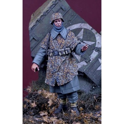 DD35207 1/35 WWII ドイツ武装親衛隊 迷彩ポンチョの兵士 ハンセン戦闘