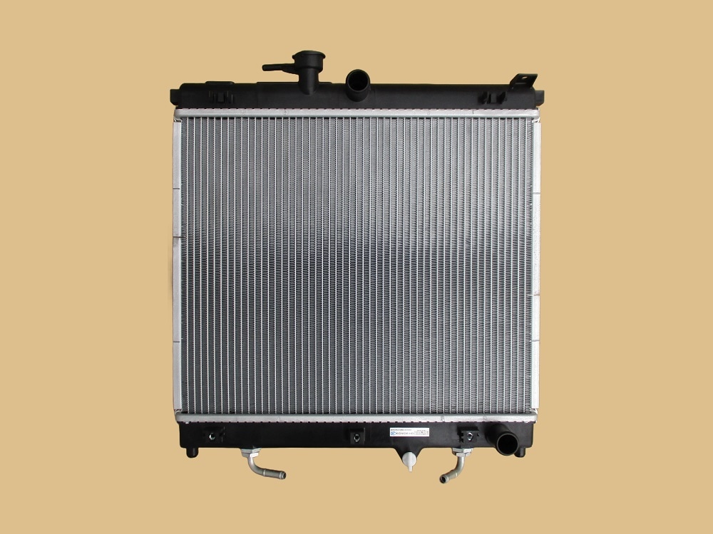 ジムニーシエラ ラジエーター JB74W 17700-78R10 社外新品 有限会社