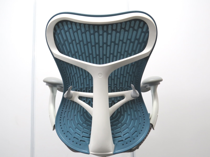 中古】ミラ2チェア ハーマンミラー ターコイズブルー 中古オフィスチェア