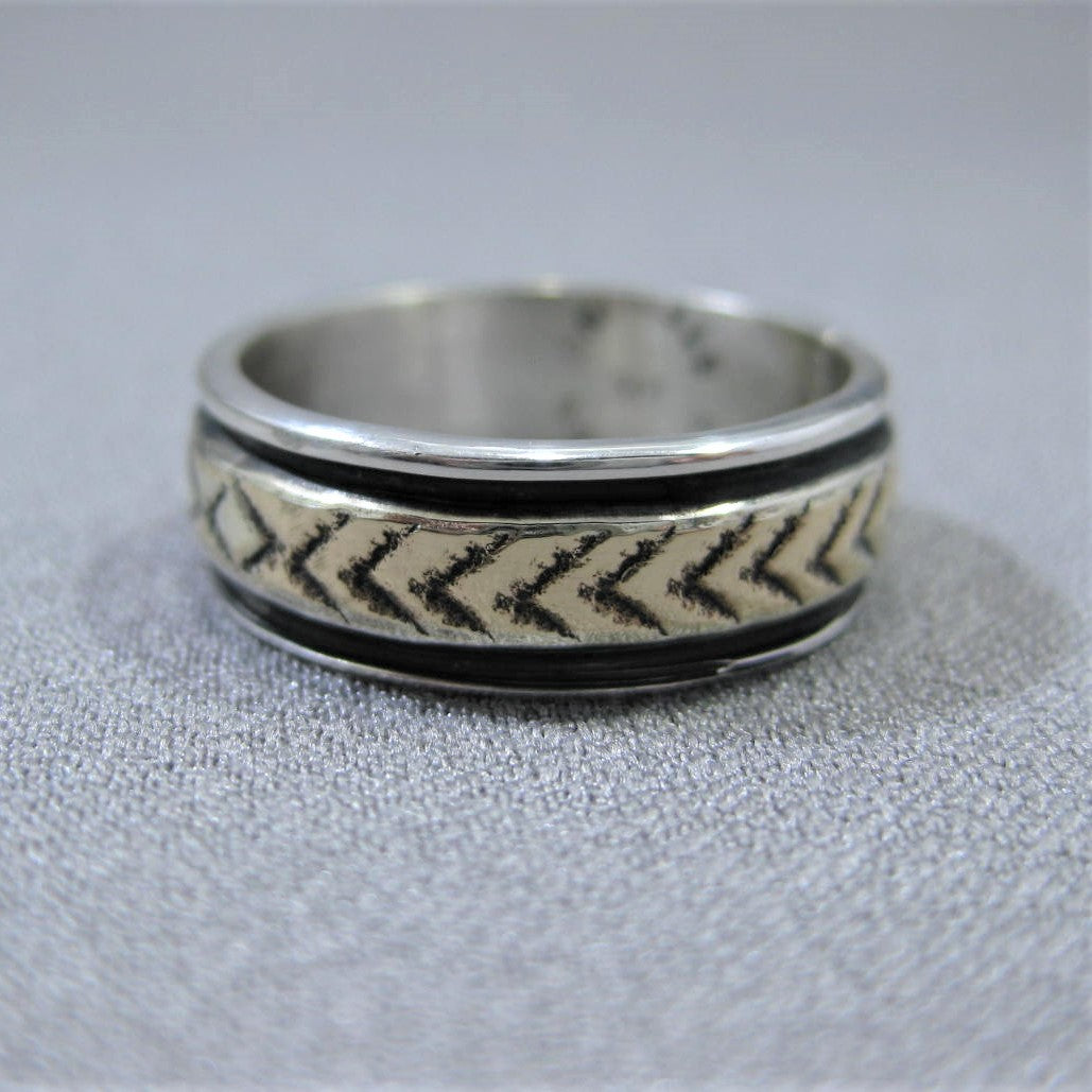 ブルース・モーガンによる14K & シルバーリング – MALAIKA worldwide store