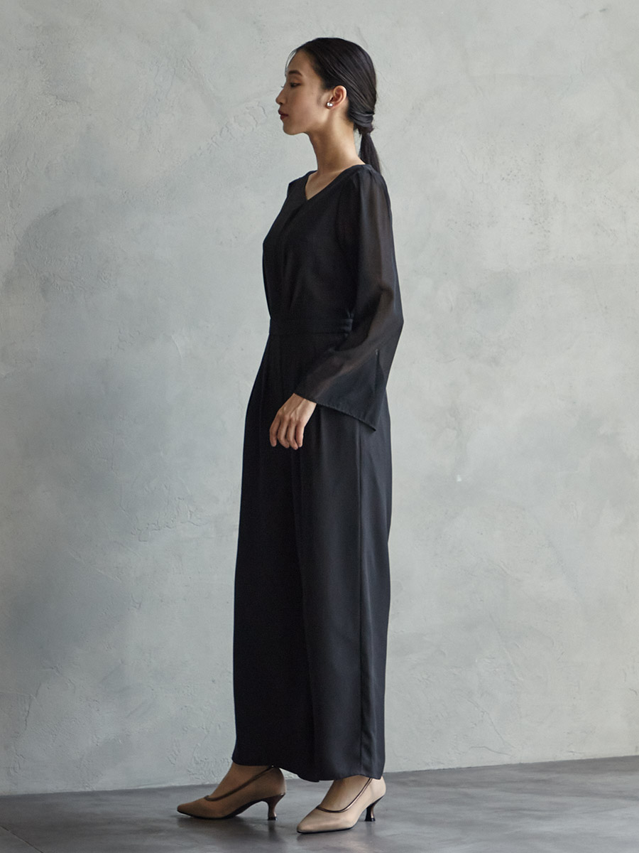 アシンメトリーネックラメスリーブパンツドレス(M ブラック): AIMER
