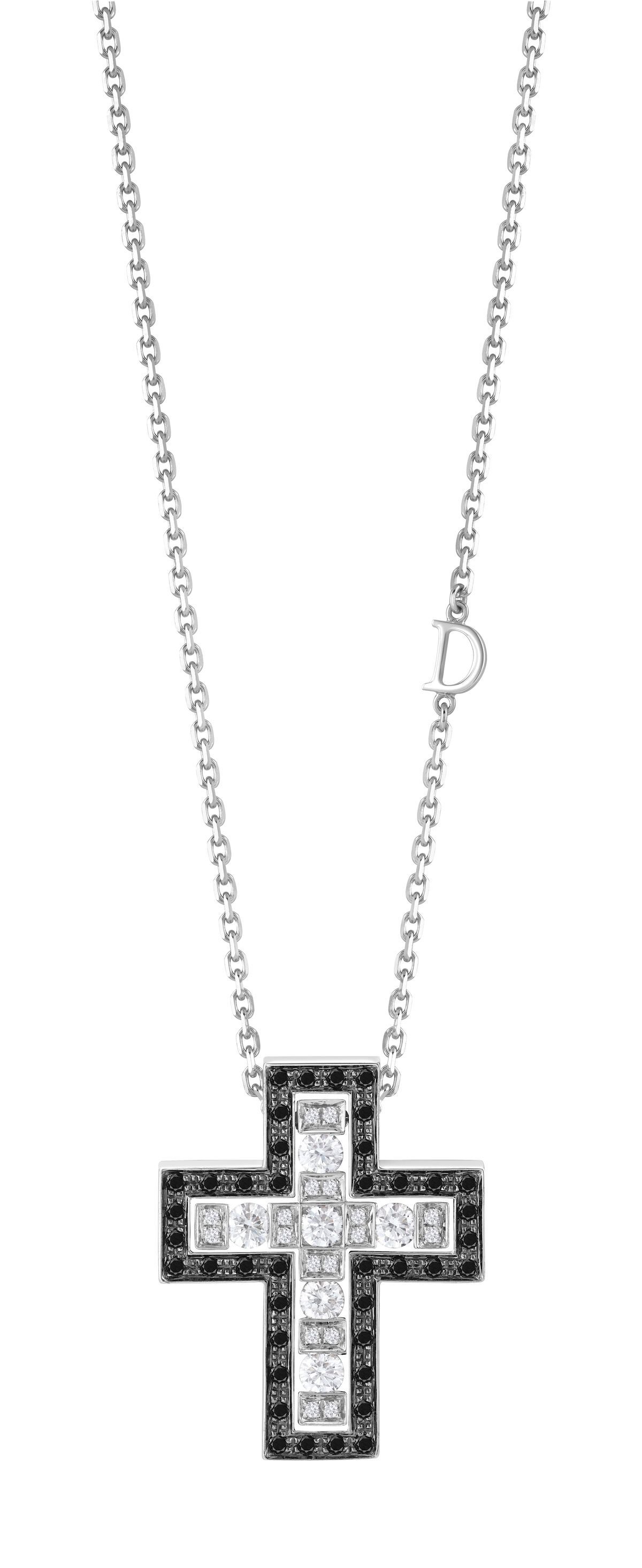 ダミアーニのアイコン「ベル エポック」にホワイト＆ブラックに煌めく