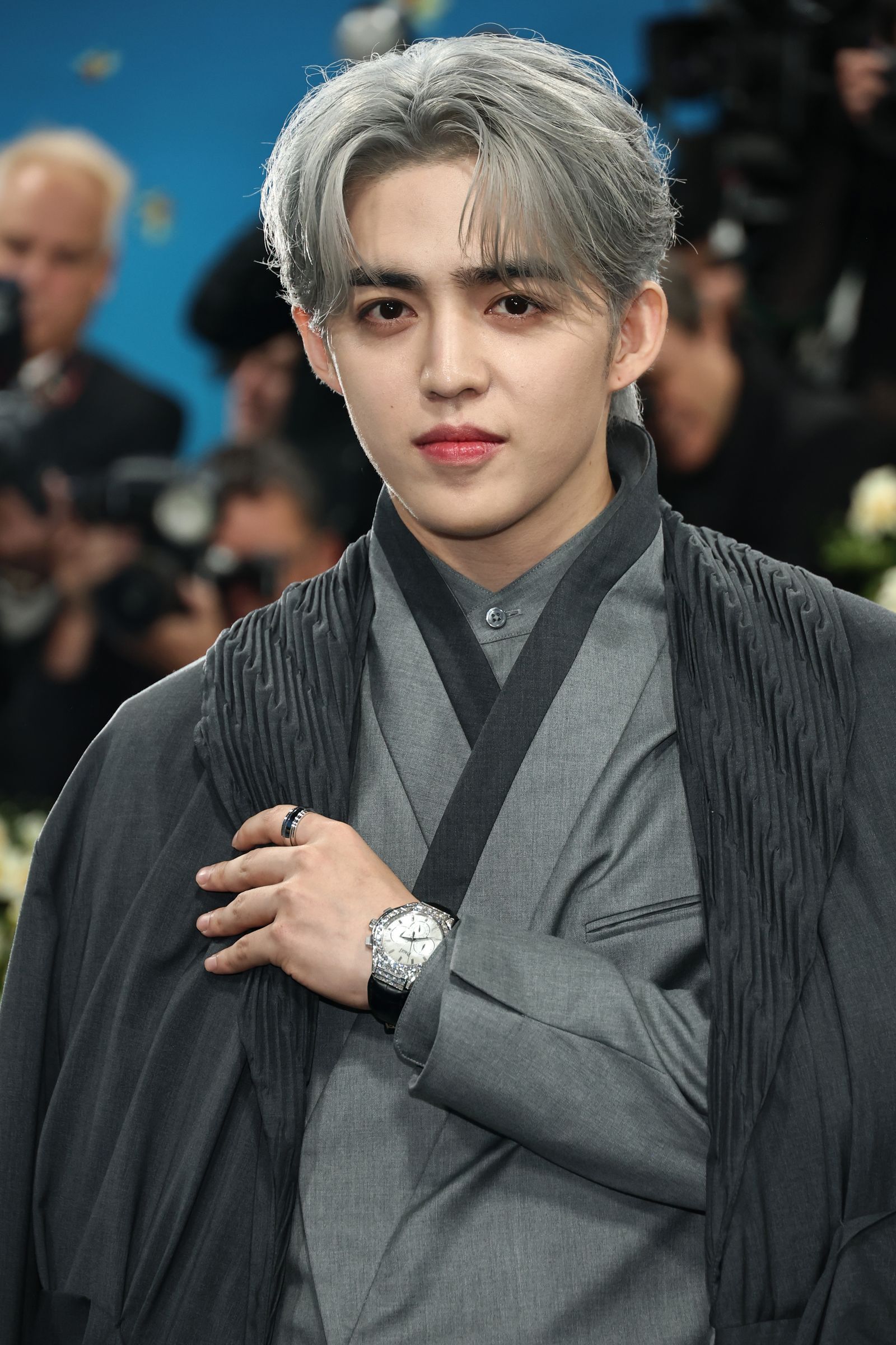 SEVENTEEN エスクプス、メットガラ2025に初参加 | Vogue Japan