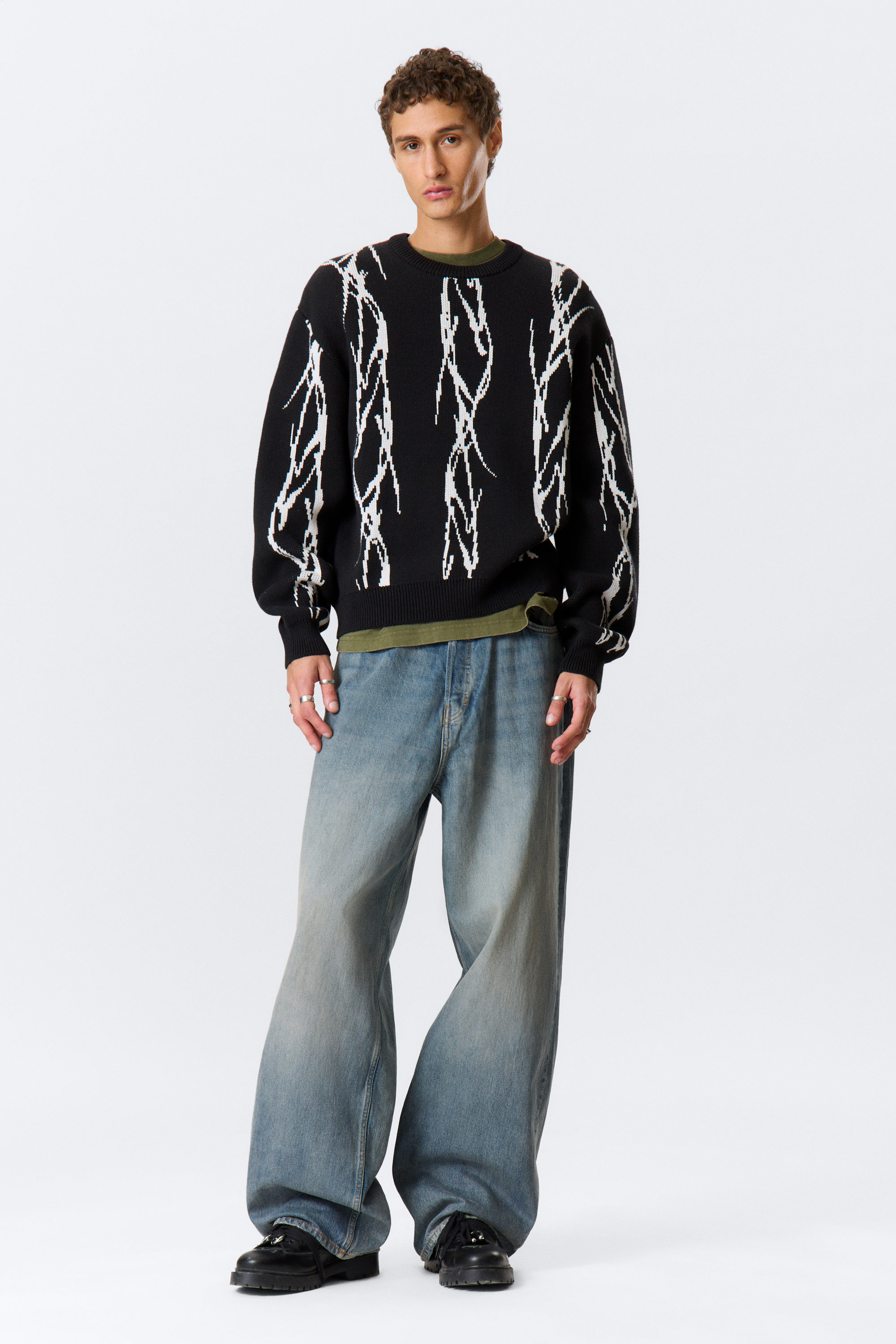 regular jacquard knitted graphic sweater - Black - Iced Veins