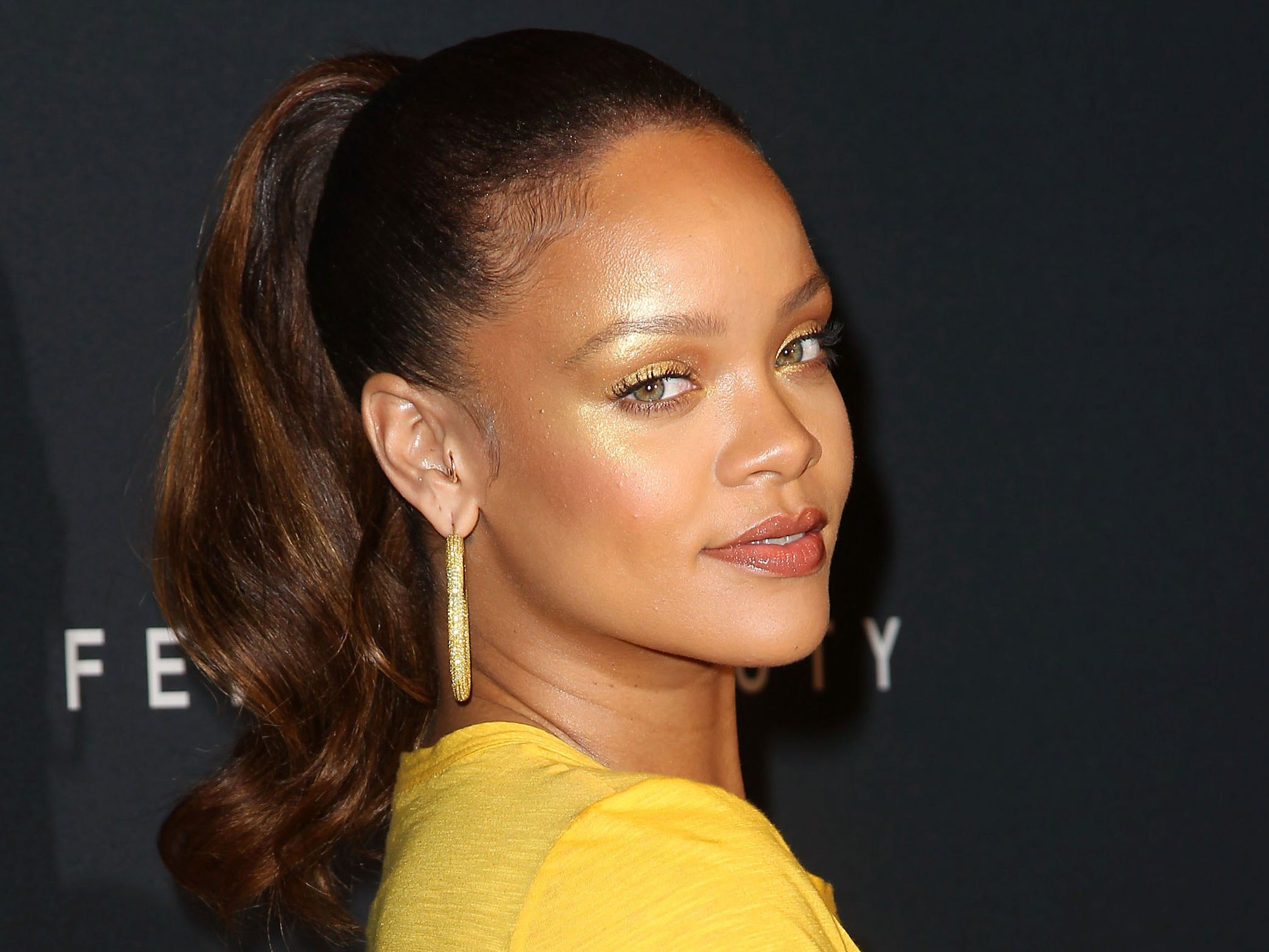 This Hack Makes Fenty Beauty's Trophy Wife Look Like Liquid Gold