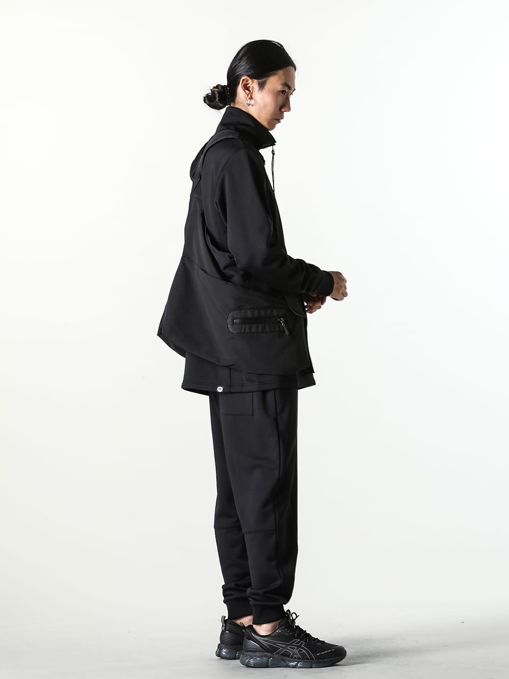 RIPVANWINKLE タクティカルベスト オールブラックスタイル -FASCINATE