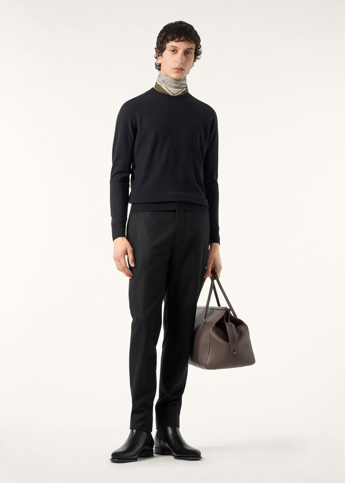 スーパーライト・クルーネック ベビーカシミヤ ブラック | セーター