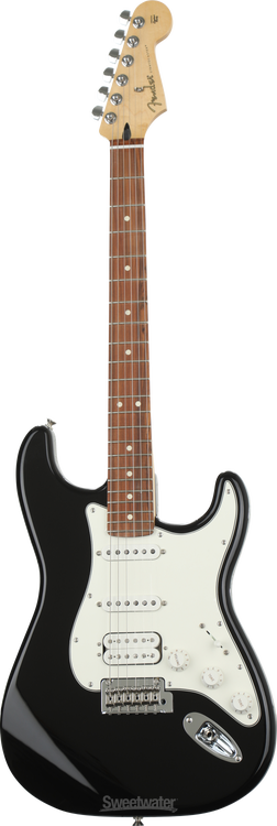 Fender Player Stratocaster HSS - Black with Pau Ferro Fingerboard