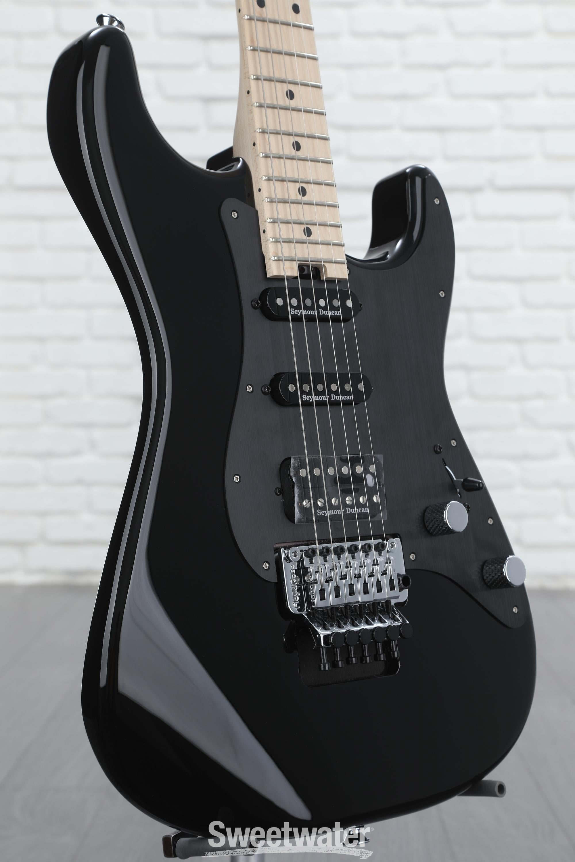 Charvel Pro-Mod So-Cal Style 1 HSS FR M Electric Guitar - Gloss