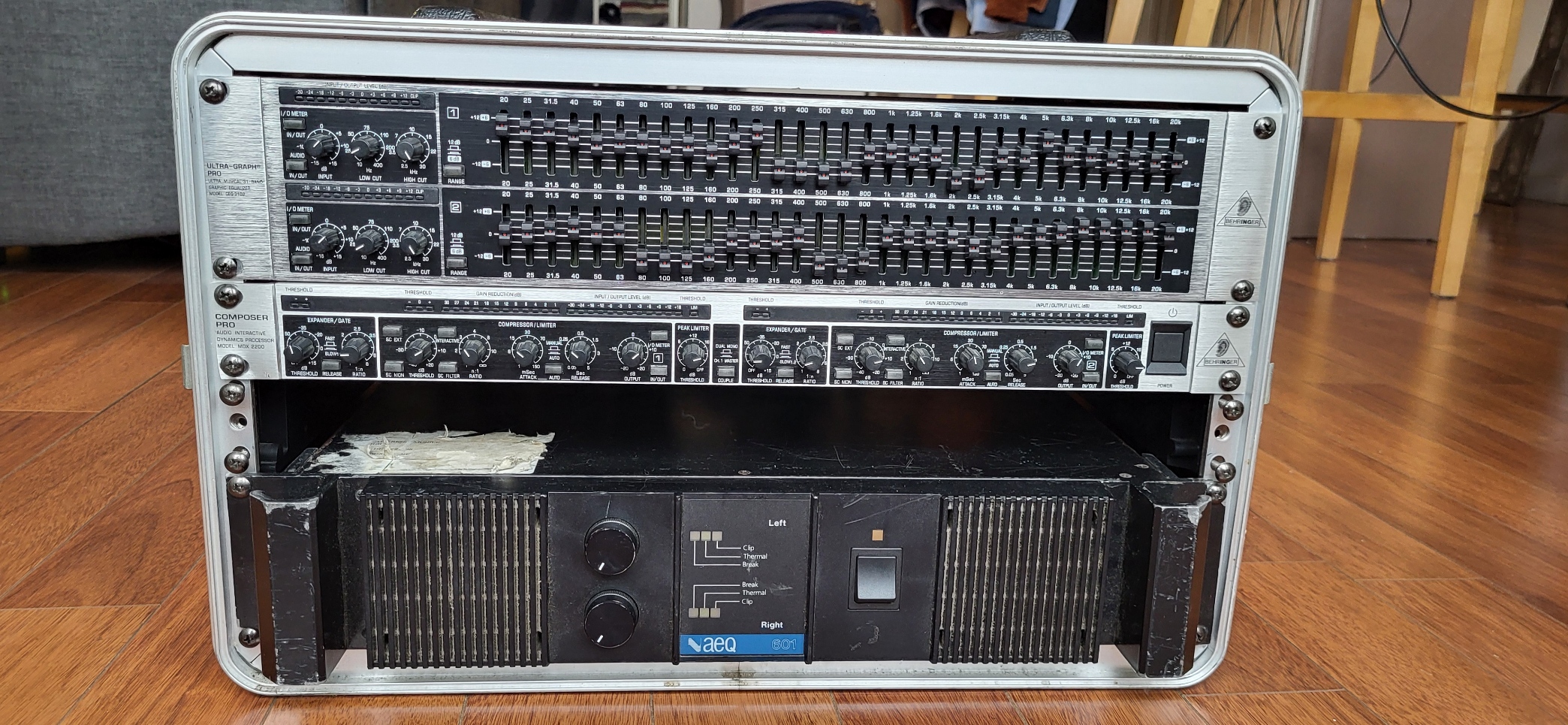 Composer Pro MDX2200 - Behringer Composer Pro MDX2200 - Audiofanzine