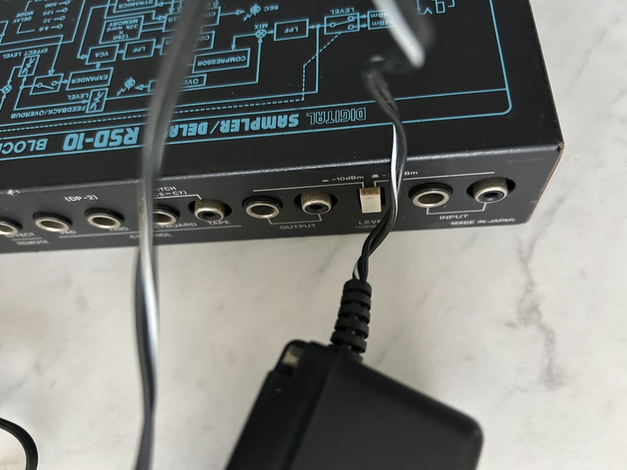 RSD-10 Digital Sampler/Delay Boss - Audiofanzine