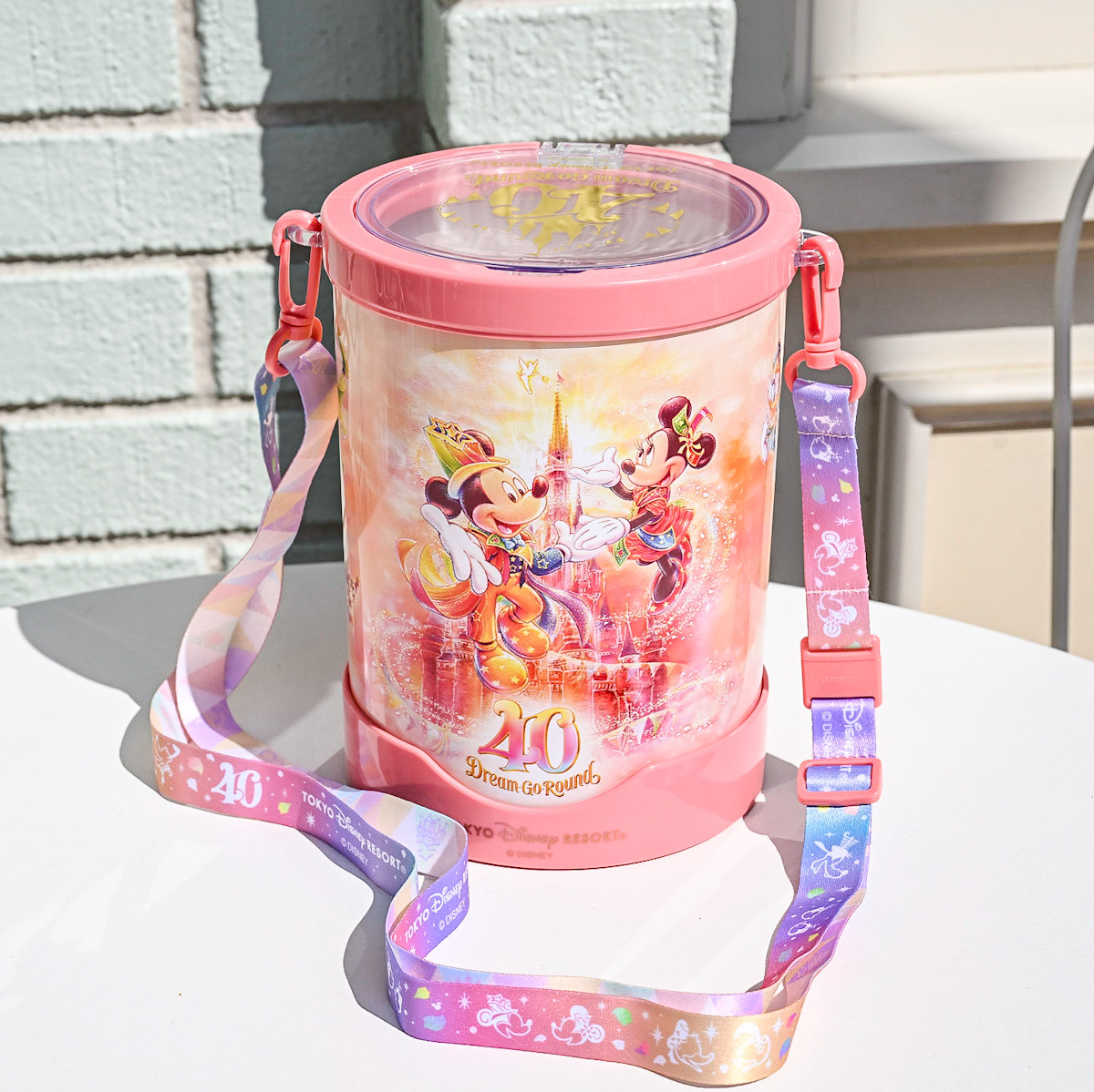 ロゴの投影も！「東京ディズニーリゾート40周年“ドリームゴーラウンド