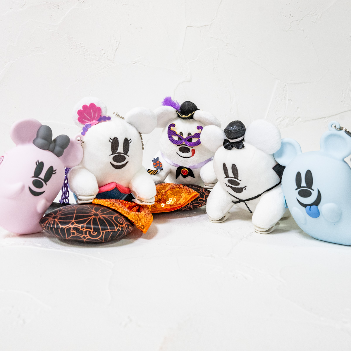 仮装してパークを楽しむゴーストたちがかわいい！東京ディズニーランド