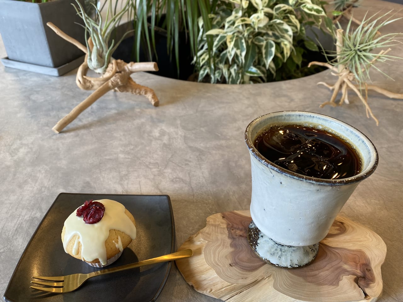 箕面市】3月7日にオープンした、スペシャルティーコーヒーとマフィンの