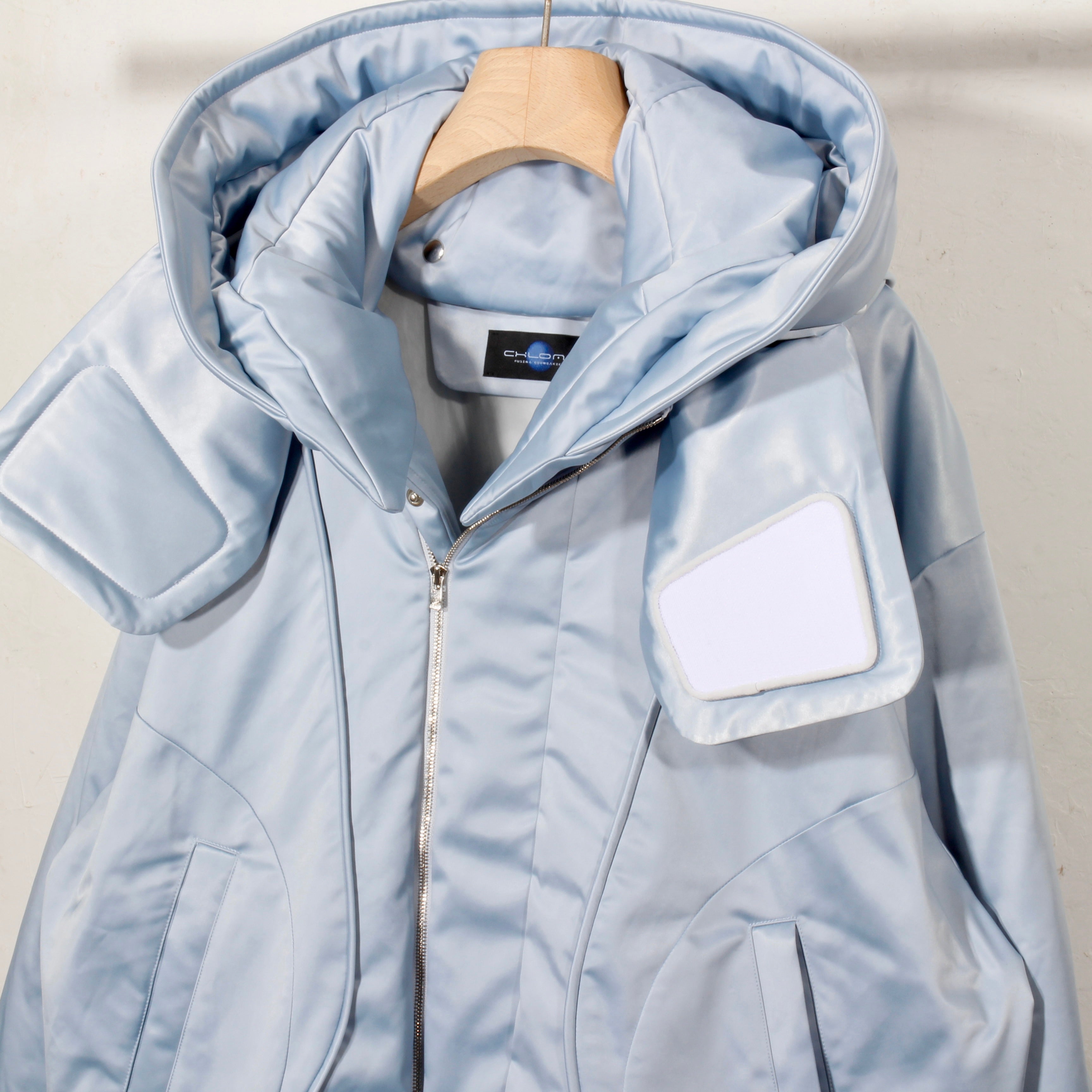 シェルターコート:round model / セルリアンシルバー – MIKIRIHASSHIN