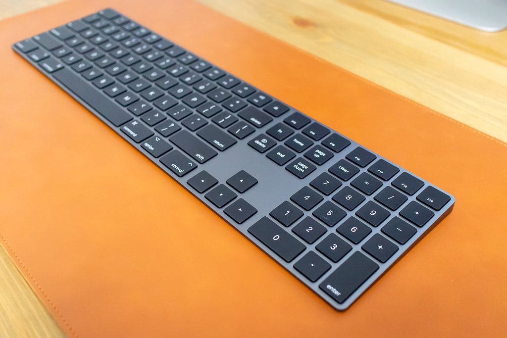 Magic Keyboard スペースグレイレビュー：カッコよすぎなダークカラー