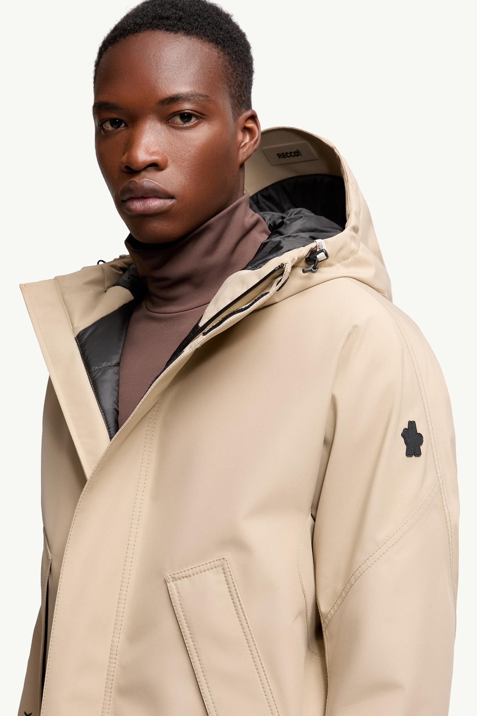 ライトベージュ Lambirスキージャケット : ショートダウンジャケット