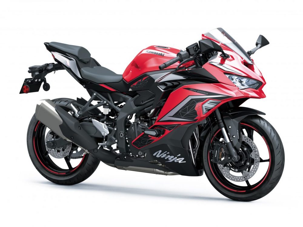 高級感ハンパない250ccバイク」カワサキ“Ninja ZX-25R”はボーダー