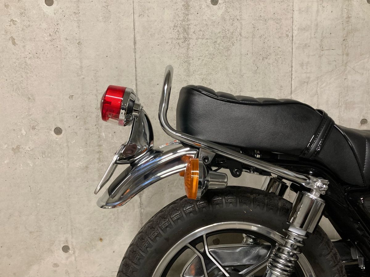 スズキGN125H 純正テールランプ台座リアフェンダー付き