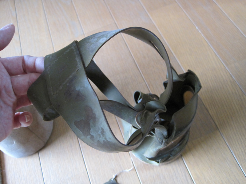 銃後の守りに思いを馳せて ～ 十七年式防空用防毒面 (実物・民生品