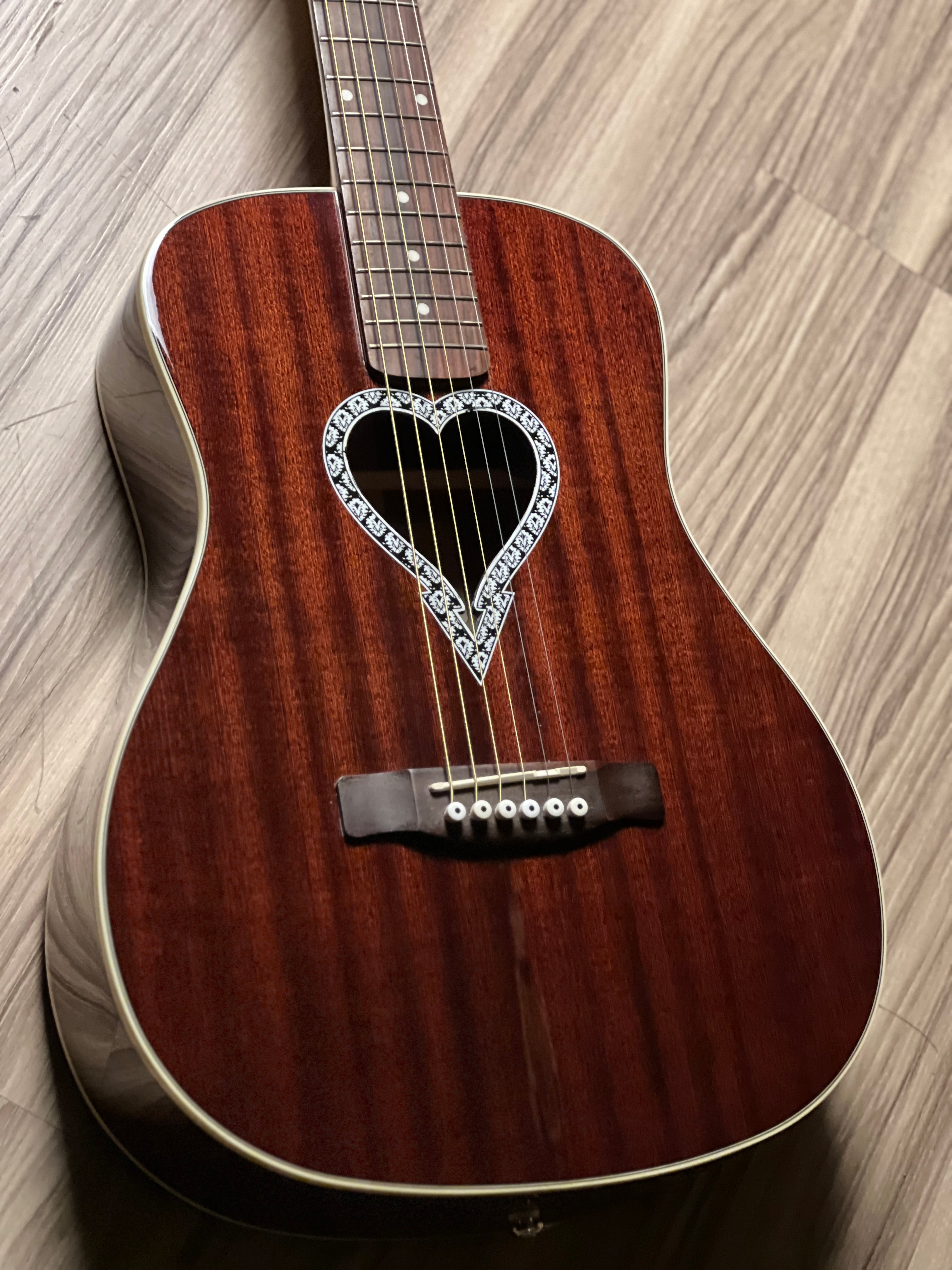 Fender Alkaline Trio Malibu Mahogany in Natural – nafiriguitar.com
