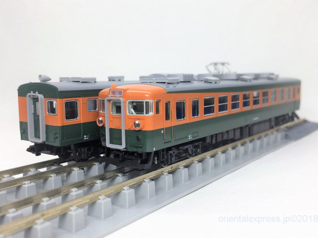 165系 急行「佐渡」が入線しました。KATO 10-1488 / 10-1489