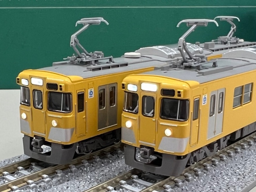 GM 西武2000系（角型ベンチレーター撤去後・2417編成）増結用先頭車2両