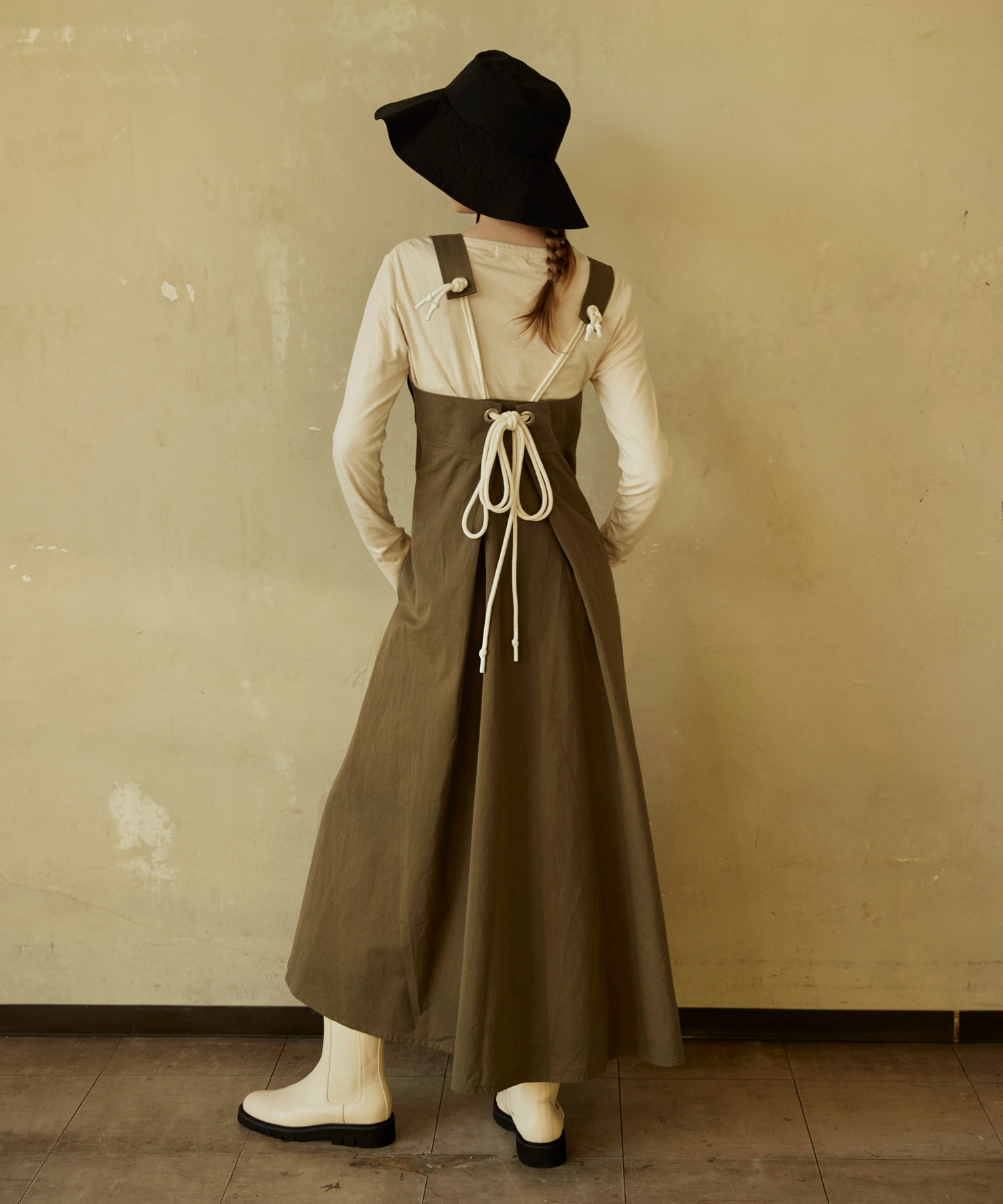 D1636 ミリタリーエプロンワンピース(M ブラック): ワンピース - RNA