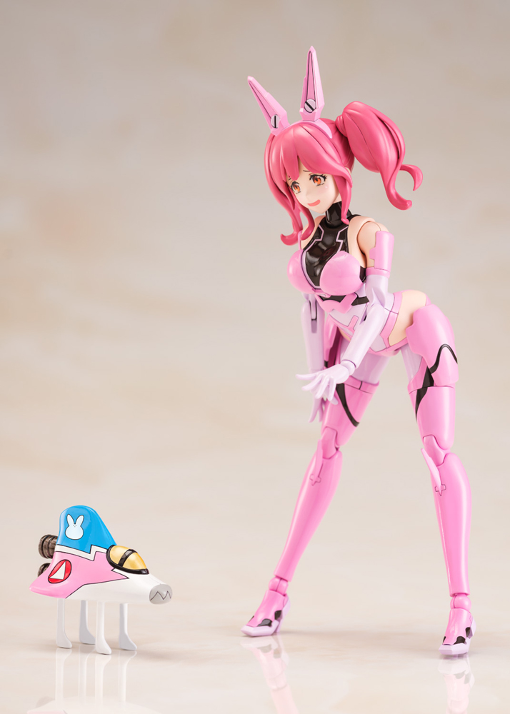 マクロスΔ』より、戦術音楽ユニット”ワルキューレ”のマキナ・中島が