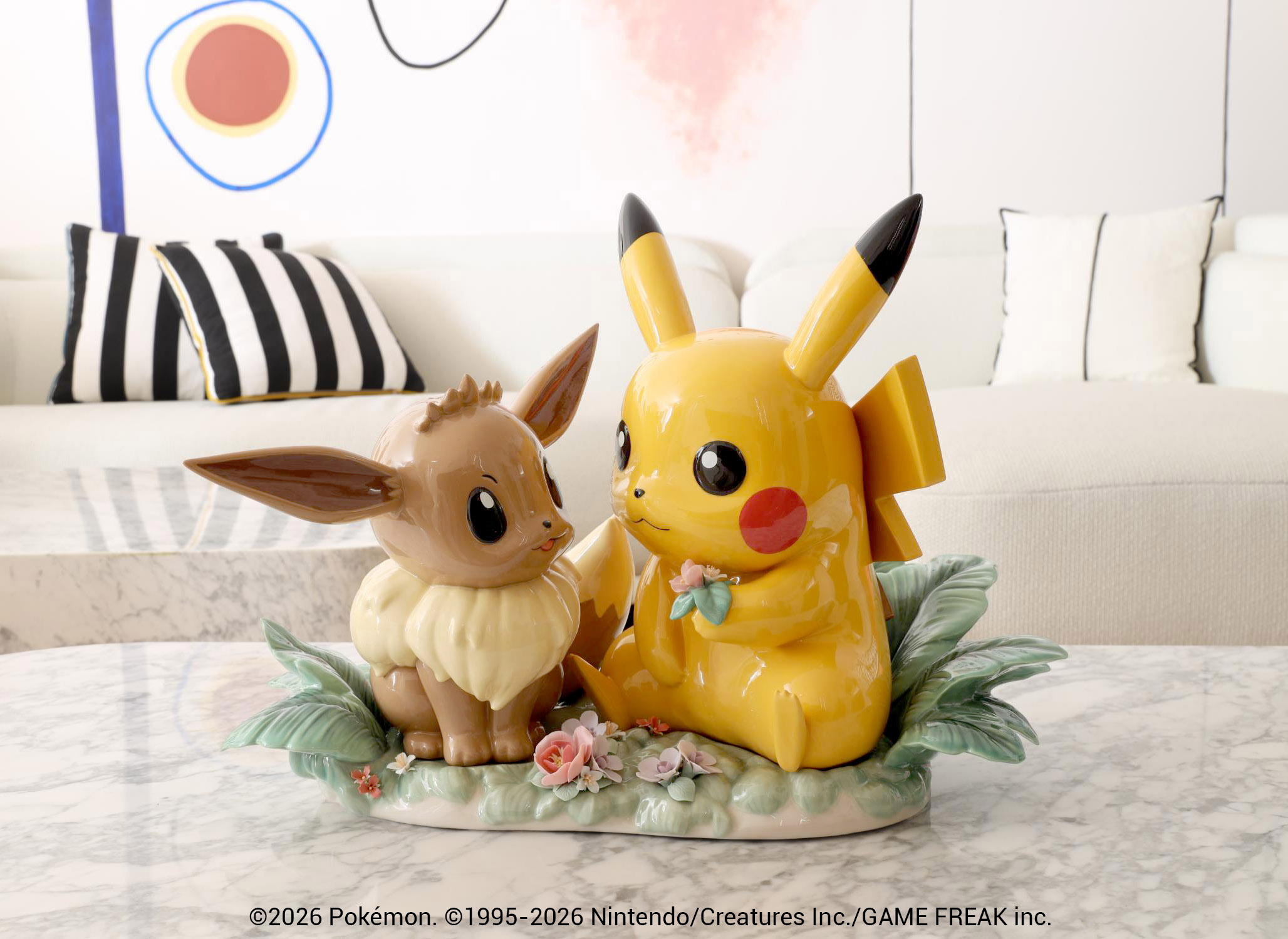 ポケモン』×「リヤドロ」のコラボで、100万円の「ピカチュウ＆イーブイ