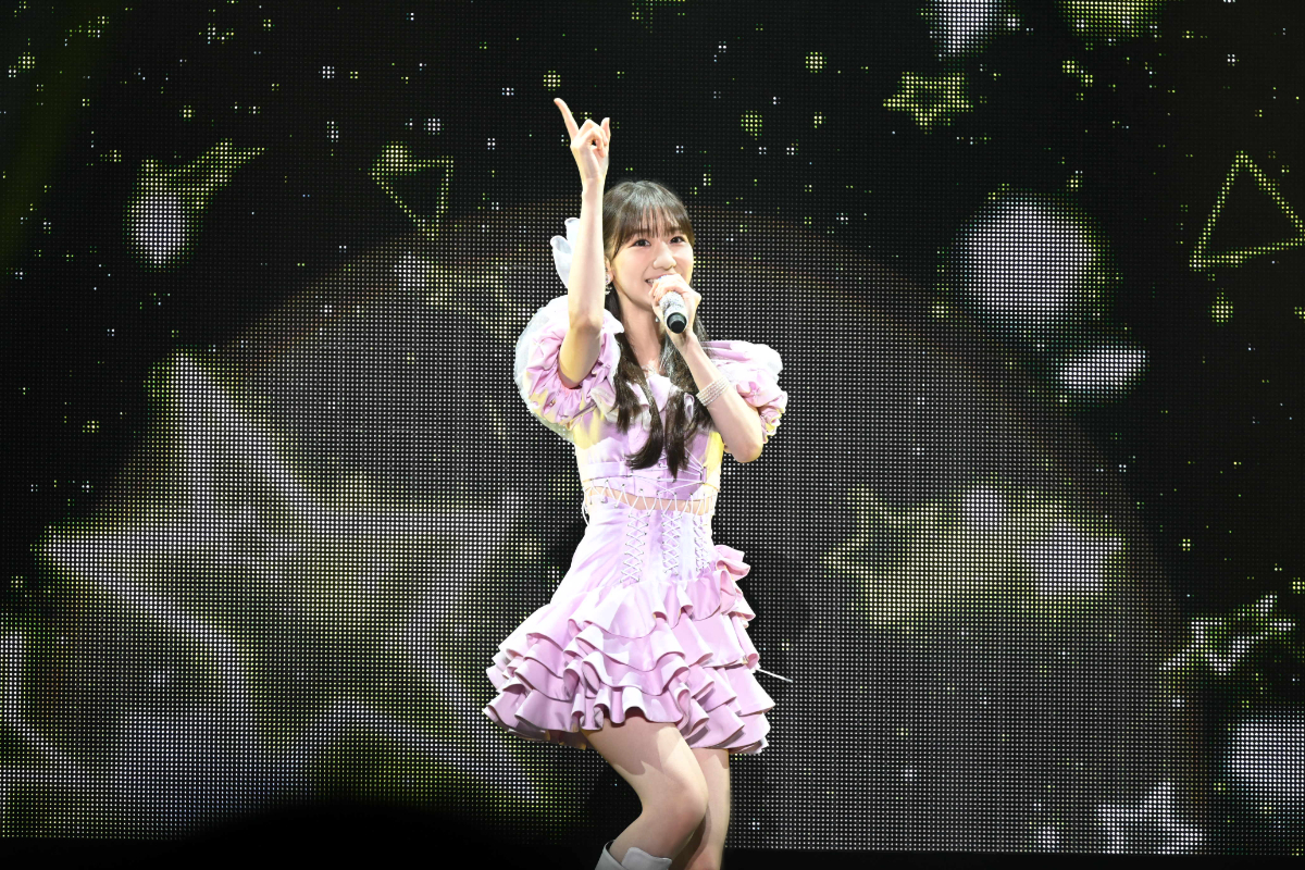 柏木由紀 “ゆきりんワールド”全開な歌と愛と笑いにあふれたソロ
