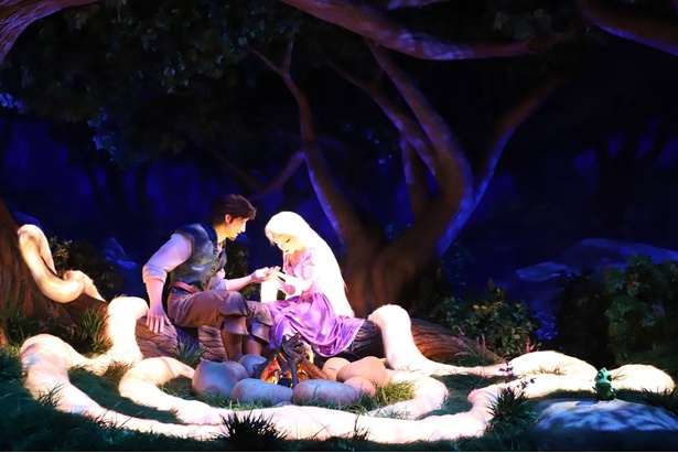 東京ディズニーシー「ラプンツェル」新アトラクションはランタンの絶景
