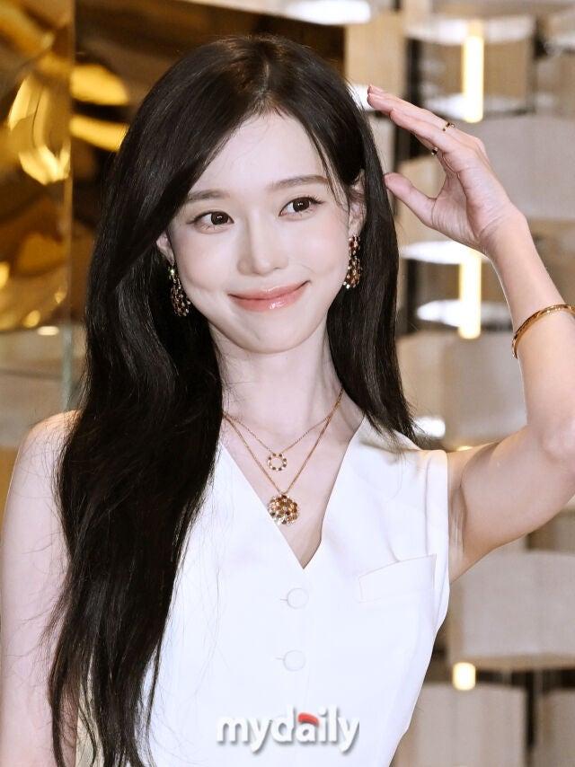 20251117-00000103-kstylens-000