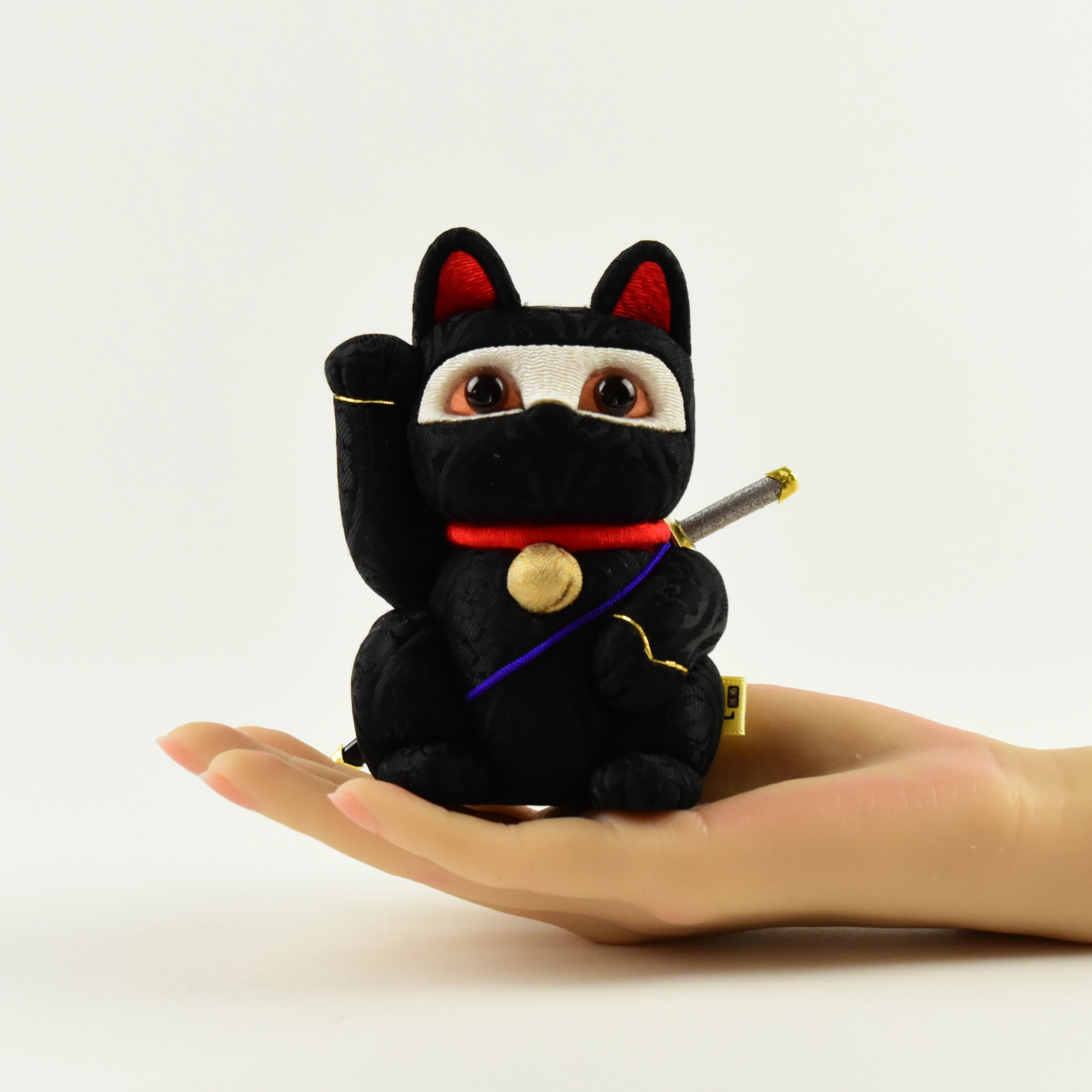 江戸木目込人形 忍者シリーズ 招き猫 | ギフトショップ Nihon Miyabi