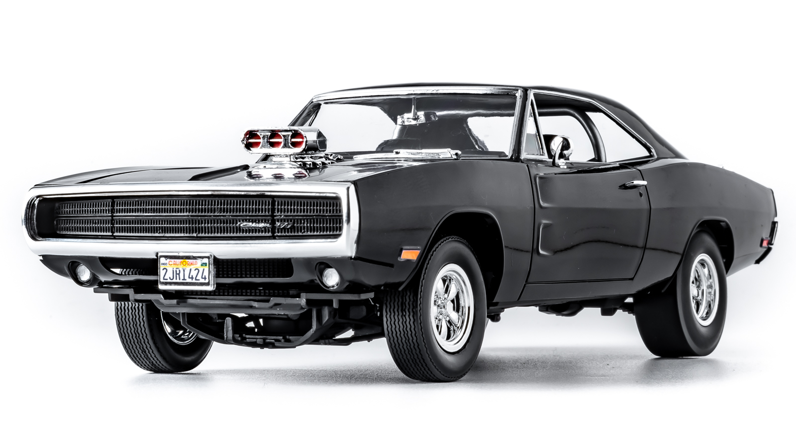 爆アゲなサントラに助けられてドミニクのダッジチャージャーのプラモを