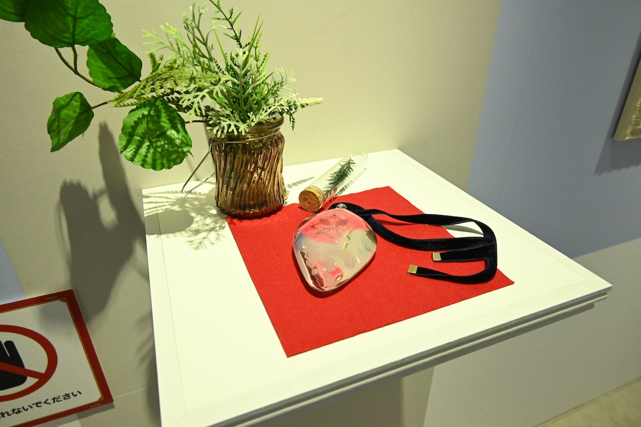 薬学の館への入館証。 [画像・動画ギャラリー 16/21] - コミックナタリー