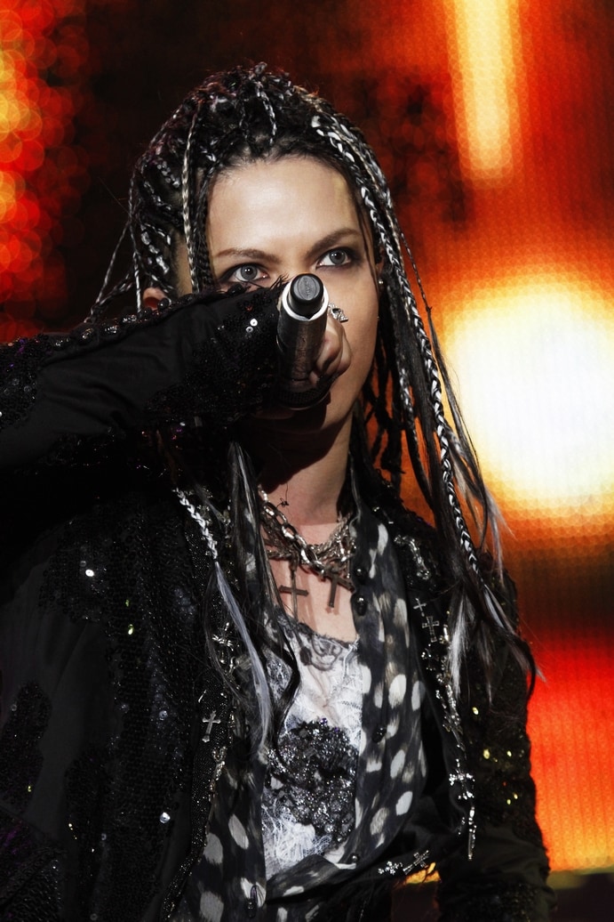 L'Arc-en-Ciel、結成の地大阪で20周年ツアーファイナル - 音楽ナタリー