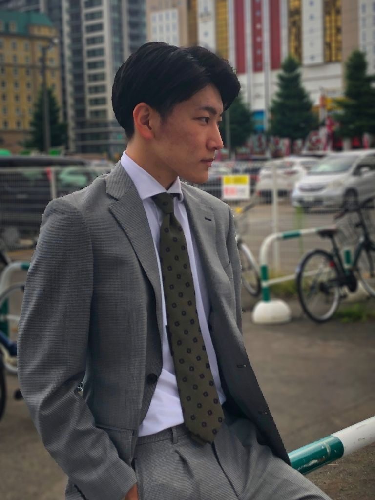 大人の色気☆グレースーツの着こなし😍✨ ONLY札幌エスタ店 – ONLY