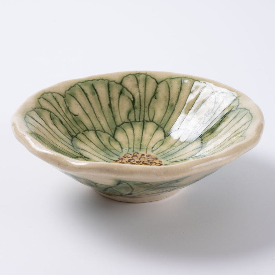 作家 加藤芳平 牡丹花 豆鉢（緑） ¥1,870 大人の焼き物